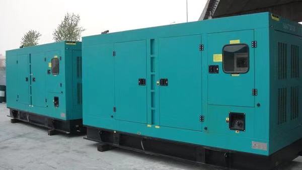 托喀依乡康明斯400kw大型柴油二手发电机组